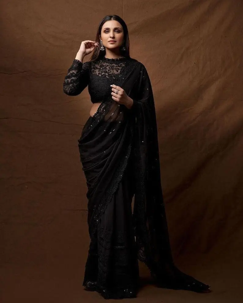 PARINEETI CHOPRA STUNNING LOOKS IN BEAUTIFUL BLACK SAREE BLOUSE 3